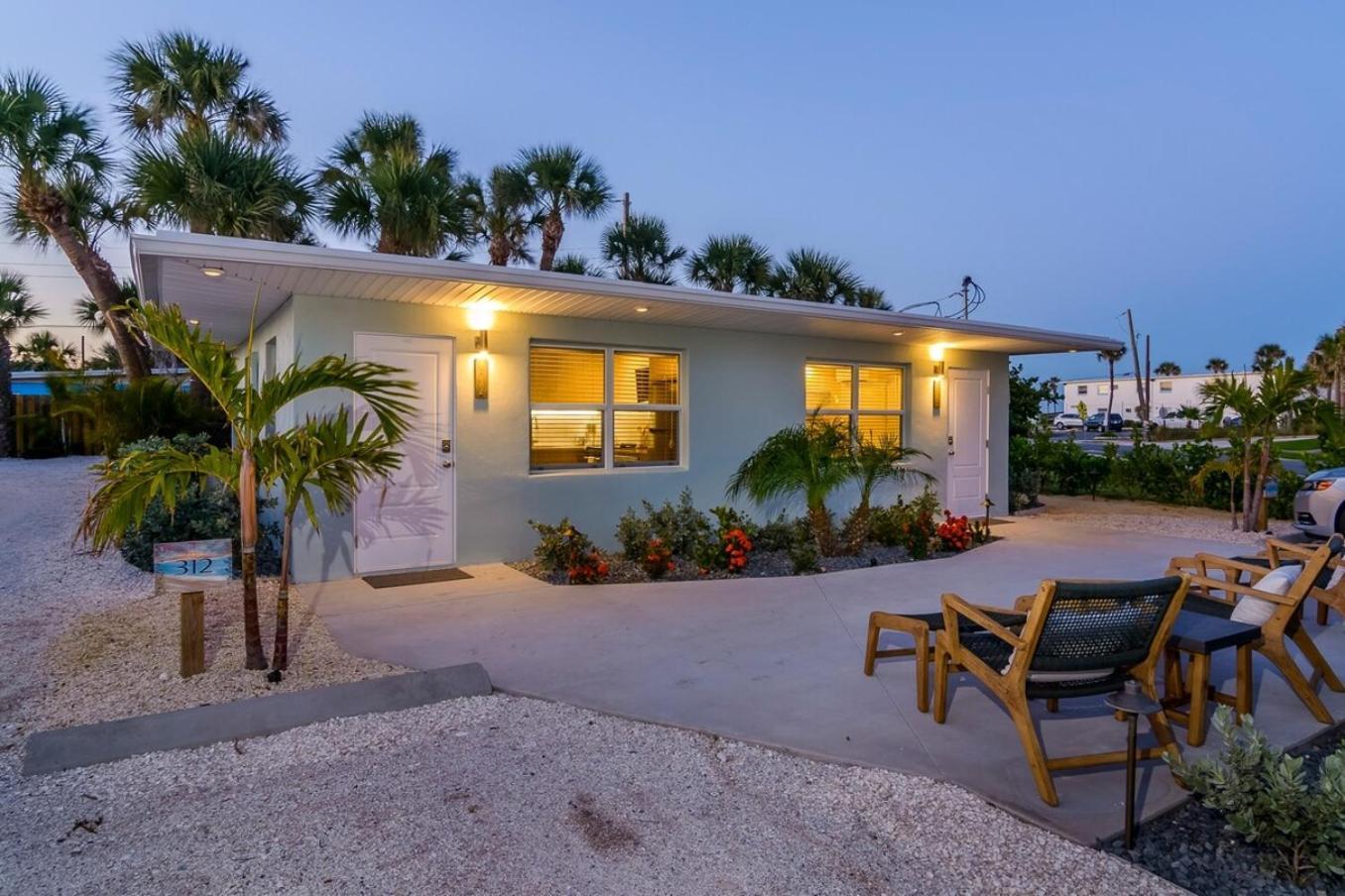 Wonderful Place Wprivate Patio Next To The Beach Cocoa Beach Bagian luar foto
