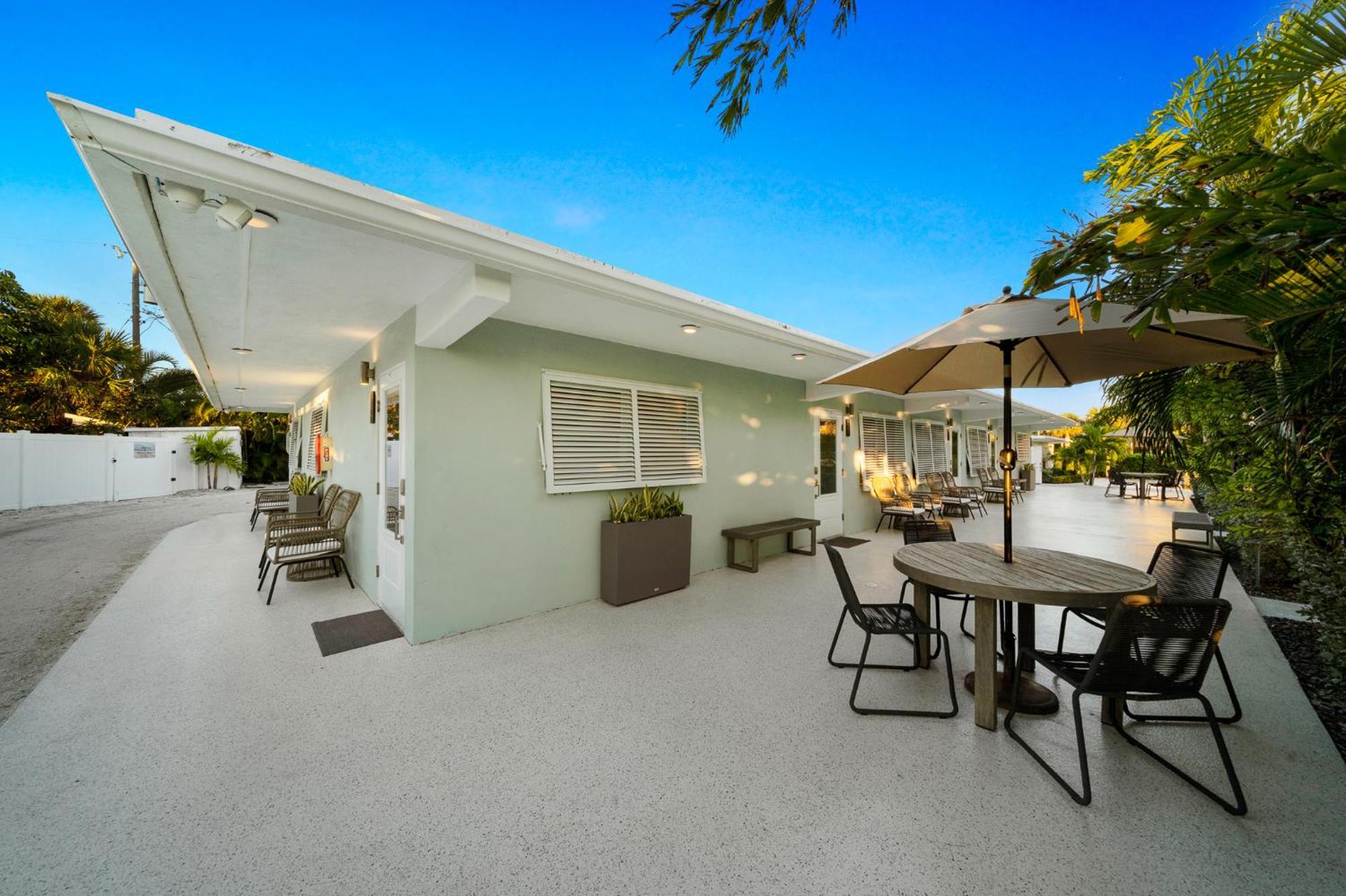 Wonderful Place Wprivate Patio Next To The Beach Cocoa Beach Bagian luar foto