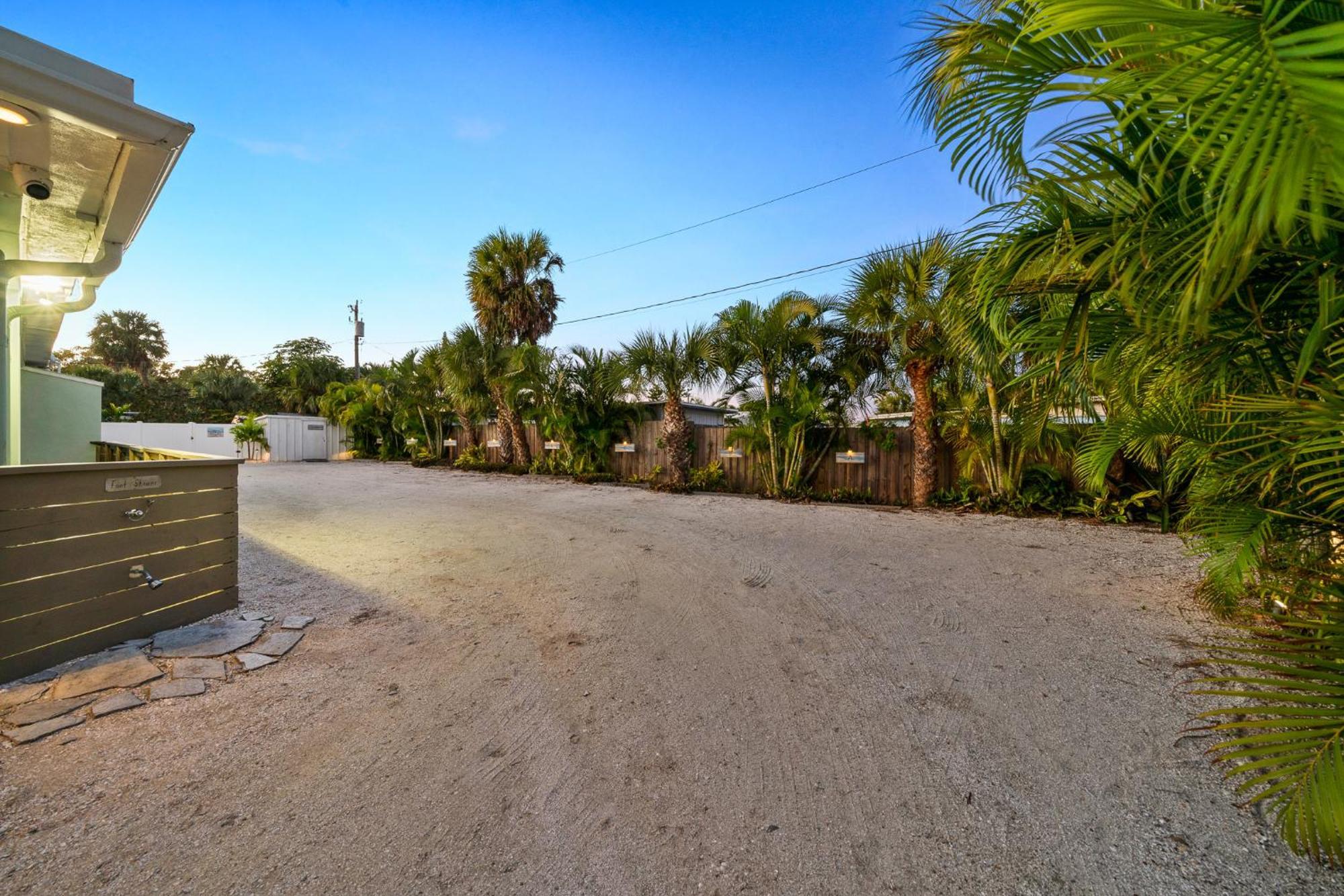 Wonderful Place Wprivate Patio Next To The Beach Cocoa Beach Bagian luar foto